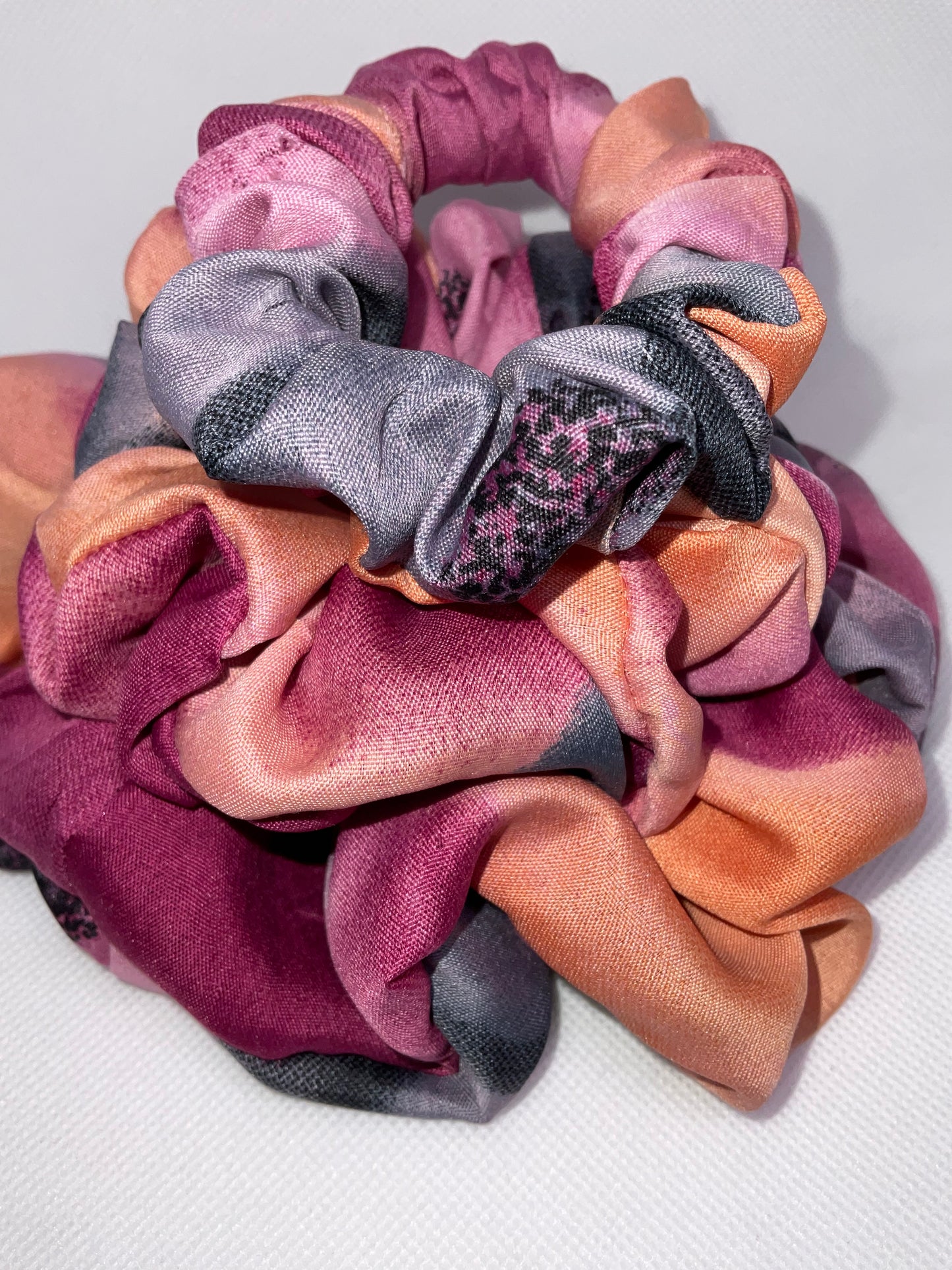 The Laura Satin Hair Scrunchies π