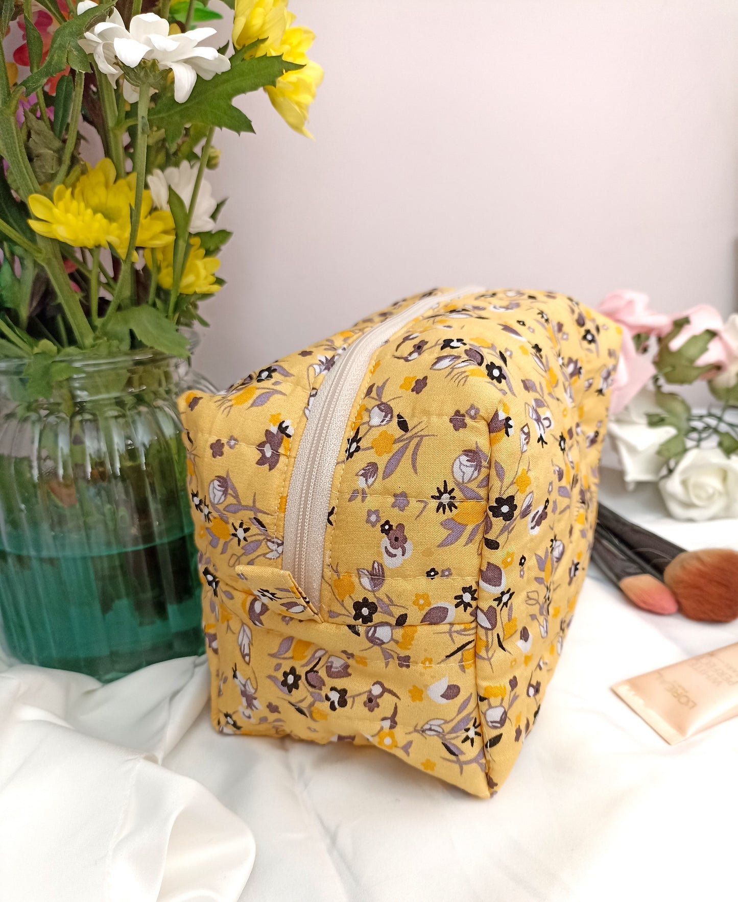Quilted Cotton Makeup Bag | Cosmetic Bag | Handmade | Toiletry Bag | Ideal Gift | | Choose Small Or Large Wash Bag I Fully Lined All Makeup Bags Come With A FREE Hair Scrunchie!