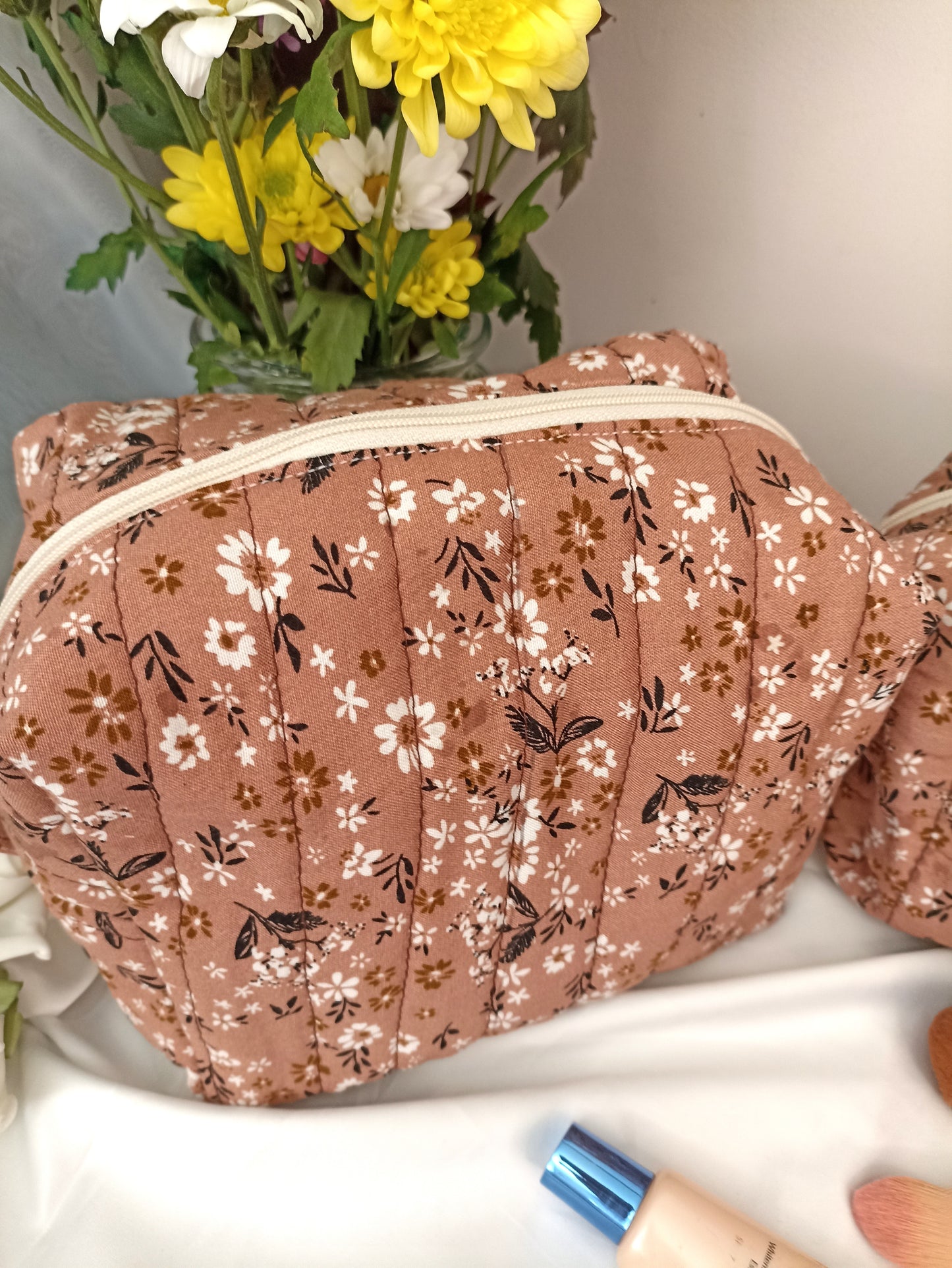Quilted Cotton Makeup Bag | Cosmetic Bag | Handmade | Toiletry Bag | Ideal Gift | | Choose Small Or Large Wash Bag I Fully Lined All Makeup Bags Come With A FREE Hair Scrunchie!